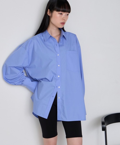 forksy.（フォルクシー）の「【forksy】＜エブリデイシリーズ＞ロングカフス オーバーサイズ ルーズシャツ（シャツ/ブラウス・レディース・ブルー系/チャコール/オフホワイト/サックスブルー/ブラウン/ピンク・L/M）」の9枚目の写真