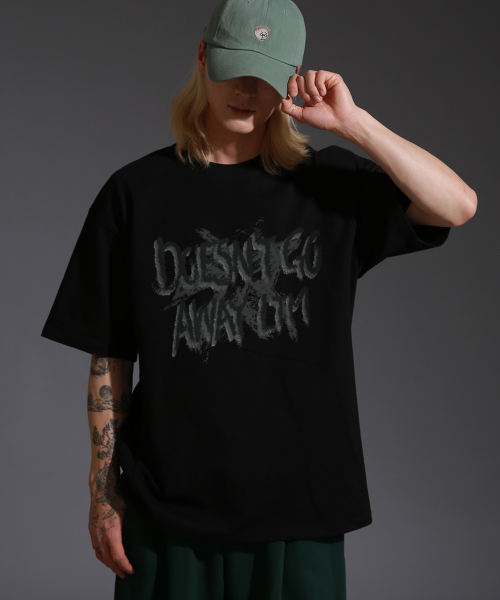 LIKE THE MOST(ライクザモースト)の「アウェイ LTM ラウンドオーバー Tシャツ_ブラック(Tシャツ/カットソー・レディース・ブラック・L/M/S/XL)」の2枚目の写真
