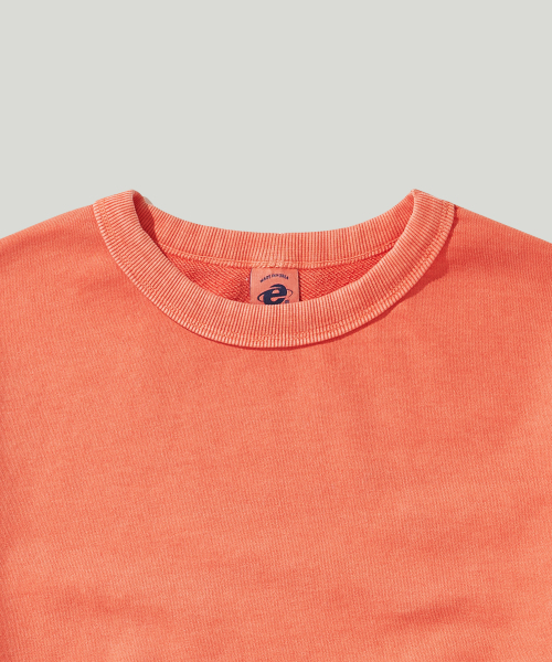 EASTGATE（イーストゲート）の「ピグメントコンパクトスウェットシャツオレンジ（スウェット・レディース・その他・SMALL/MEDIUM/LARGE/X-LARGE）」の3枚目の写真