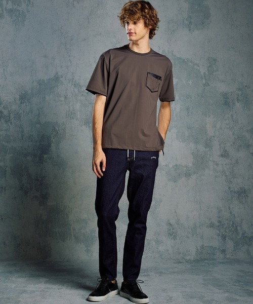 wjk(ダヴルジェイケイ)の「mt10205- drawstring leather pocket S-S ポケットTシャツ(7132 ny58i)(Tシャツ/カットソー・メンズ・ライトベージュ/チャコール/ブラック・S/M/L/XL)」の10枚目の写真