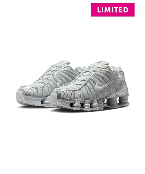 emmi（エミ）の「【NIKE meets emmi】SHOX TL（スニーカー・レディース・ホワイト・24.5/24/23.5/23/25.5/25）」の2枚目の写真