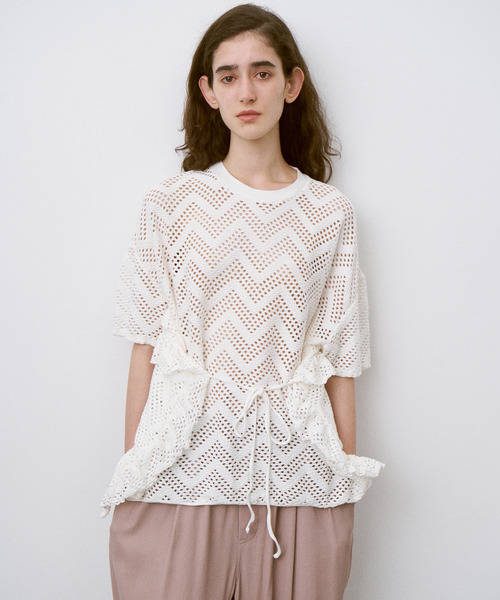 UNFIL(アンフィル)の「UNFIL アンフィル / pattern mesh cotton jersey ruffled Tee パターンメッシュコットンジャージーラッフルTシャツ / WXSP-UW129(Tシャツ/カットソー・レディース・オフホワイト/ブラック・1)」の1枚目の写真