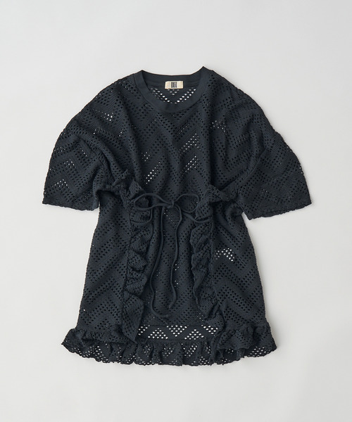 UNFIL(アンフィル)の「UNFIL アンフィル / pattern mesh cotton jersey ruffled Tee パターンメッシュコットンジャージーラッフルTシャツ / WXSP-UW129(Tシャツ/カットソー・レディース・オフホワイト/ブラック・1)」の2枚目の写真