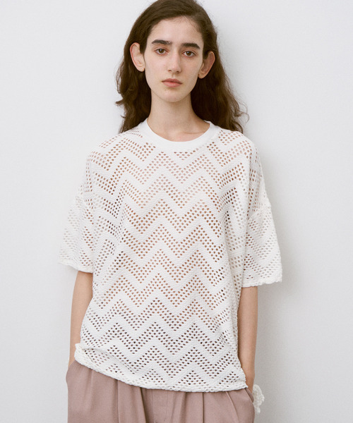 UNFIL(アンフィル)の「UNFIL アンフィル / pattern mesh cotton jersey ruffled Tee パターンメッシュコットンジャージーラッフルTシャツ / WXSP-UW129(Tシャツ/カットソー・レディース・オフホワイト/ブラック・1)」の3枚目の写真