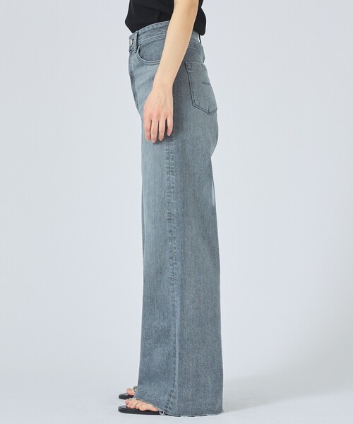 YANUK（ヤヌーク）の「【YANUK】Wide Flare FRG ワイドフレアパンツ（デニムパンツ・レディース・グレー・34/36/38）」の20枚目の写真
