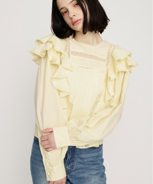 SLY（スライ）の「2WAY RIBBON FRILL LACE TOPS 2ウェイリボンフリルレーストップス 春服（シャツ/ブラウス・レディース・オフホワイト/ライトイエロー/ブラック・FREE）」の3枚目の写真