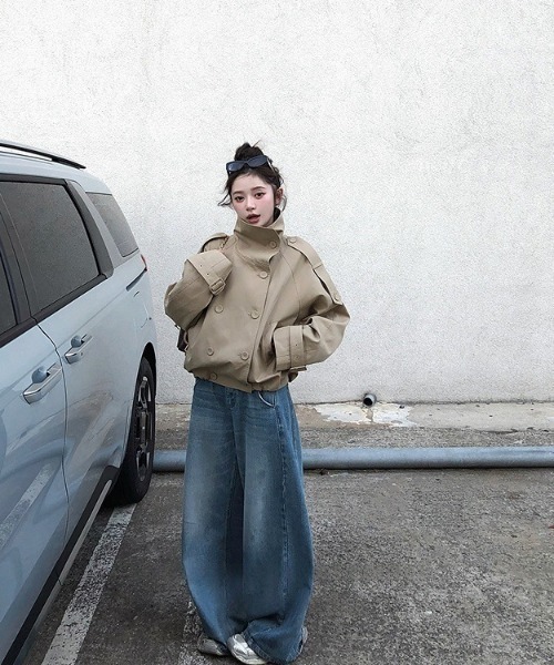 LAC-VERT（ラック・ヴェール）の「スタンドカラーショートトレンチジャケット（トレンチコート・レディース・ベージュ・LARGE/MEDIUM）」の16枚目の写真