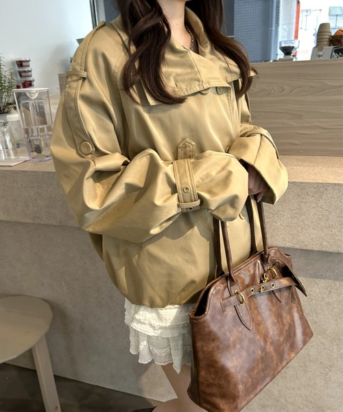 LAC-VERT（ラック・ヴェール）の「スタンドカラーショートトレンチジャケット（トレンチコート・レディース・ベージュ・LARGE/MEDIUM）」の17枚目の写真