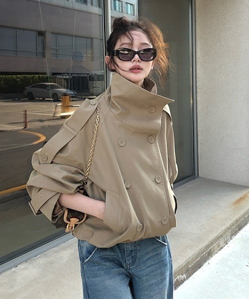 LAC-VERT（ラック・ヴェール）の「スタンドカラーショートトレンチジャケット（トレンチコート・レディース・ベージュ・LARGE/MEDIUM）」の21枚目の写真