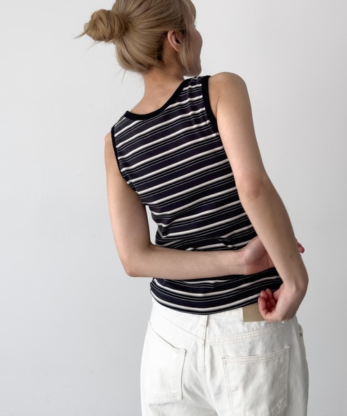 CANAL JEAN（キャナルジーン）の「El mar　レトロボーダーリブタンク（タンクトップ・レディース・チャコールグレー/レッド/キャメル・ONE SIZE）」の8枚目の写真