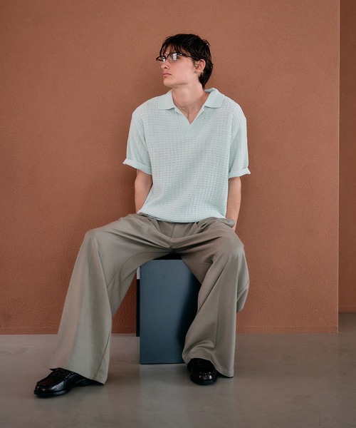 Adoon plain(アドーンプレーン)の「High Density Gabardine 2-Tuck Wide Slacks / 高密度ギャバジン2タックワイドスラックス(スラックス・メンズ・ライトベージュ/チャコールグレー・LARGE/SMALL/MEDIUM)」の6枚目の写真