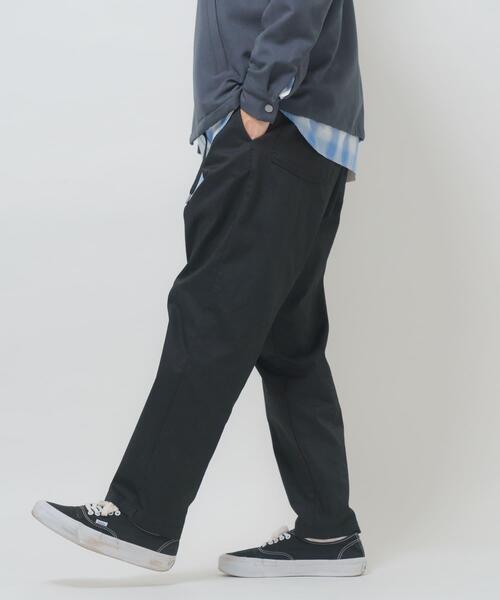ITEMS URBANRESEARCH(アイテムズ アーバンリサーチ)の「ハイストレッチリラックスパンツ(その他パンツ・メンズ・ブラック/カーキ/ベージュ/インディゴブルー・LARGE/SMALL/MEDIUM)」の10枚目の写真