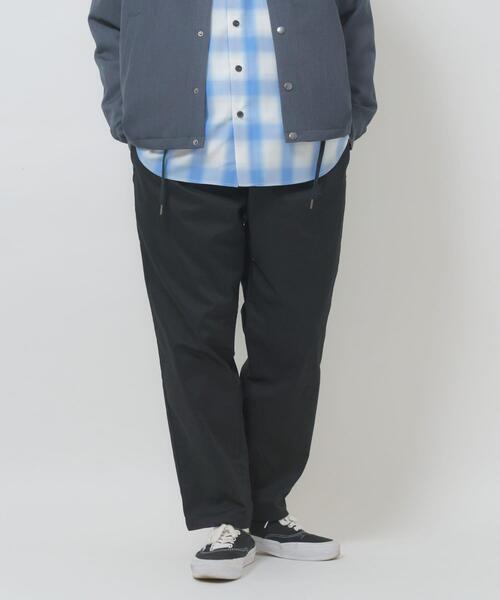 ITEMS URBANRESEARCH(アイテムズ アーバンリサーチ)の「ハイストレッチリラックスパンツ(その他パンツ・メンズ・ブラック/カーキ/ベージュ/インディゴブルー・LARGE/SMALL/MEDIUM)」の13枚目の写真
