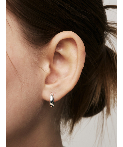 HEI（ヘイ）の「[sv925] egg one-touch earring（ピアス（両耳用）・レディース・その他・FREE）」の2枚目の写真