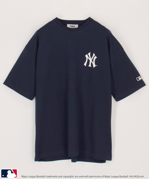 PUBLUX（パブリュクス）の「PUBLUX/パブリュクス ＜機能性素材＞別注MLB タイポグラフィ ロゴTシャツ　限定展開（Tシャツ/カットソー・メンズ・ネイビー/ブラック/ブルー/グレー/オフホワイト/ブラウン・LARGE/MEDIUM/SMALL）」の10枚目の写真