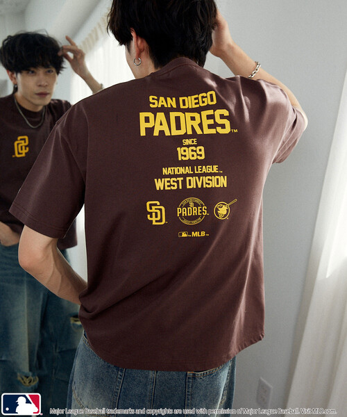 PUBLUX（パブリュクス）の「PUBLUX/パブリュクス ＜機能性素材＞別注MLB タイポグラフィ ロゴTシャツ　限定展開（Tシャツ/カットソー・メンズ・ネイビー/ブラック/ブルー/グレー/オフホワイト/ブラウン・LARGE/MEDIUM/SMALL）」の14枚目の写真