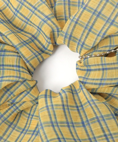 niko and...（ニコアンド）の「シアーチェックシュシュ[tiny tiny(ティニーティニー)]（シュシュ・レディース・イエロー/ブルー・0）」の4枚目の写真