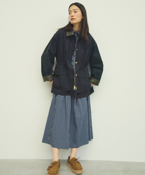 Mila Owen（ミラオーウェン）の「スリーブレスマキシ丈シャツワンピース（ワンピース・レディース・ベージュ/オレンジ/ネイビー・0/1）」の5枚目の写真
