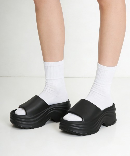 Miniministore(ミニミニストア)の「厚底サンダル 約7cm ビーチサンダル夏(サンダル・レディース・ブラック/アイボリー/ベージュ・L/S/M)」の6枚目の写真