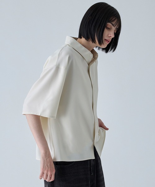 VELNUS(ベルナス)の「【VELNUS】〈Easy Care & UV Protection〉Cropped Short Sleeve Regular Collar Shirt/〈イージーケア・UVカット〉クロップドショートスリーブレギュラーカラーシャツ(シャツ/ブラウス・メンズ・ネイビー/ナチュラル・S/M/L)」の12枚目の写真