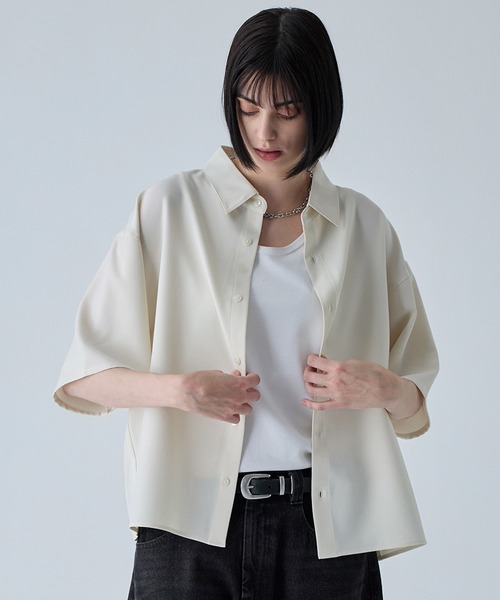 VELNUS(ベルナス)の「【VELNUS】〈Easy Care & UV Protection〉Cropped Short Sleeve Regular Collar Shirt/〈イージーケア・UVカット〉クロップドショートスリーブレギュラーカラーシャツ(シャツ/ブラウス・メンズ・ネイビー/ナチュラル・S/M/L)」の21枚目の写真