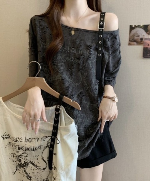 lilful（リルフル）の「【26年春夏新作】オーバーサイズ ダメージプリントワンショルシアー半袖トップス（Tシャツ/カットソー・レディース・アイボリー/ダークグレー・L/M）」の19枚目の写真