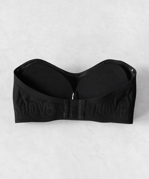 me+em select(ミームセレクト)の「【 +5cm厚盛ブラパッド 】ボリュームアップバンドゥブラトップ / +5cm volume up bandeau bra top(ブラジャー・レディース・アイボリー/ブラック・MEDIUM/SMALL)」の15枚目の写真