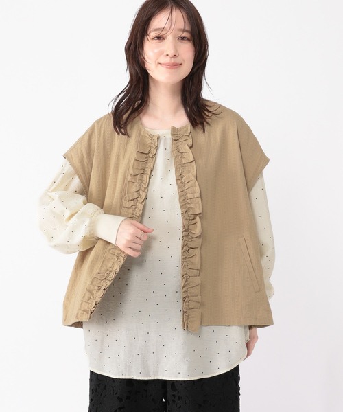 studio CLIP(スタディオクリップ)の「ノーカラーフリルベスト(ベスト・レディース・カーキ/ベージュ・FREE)」の13枚目の写真