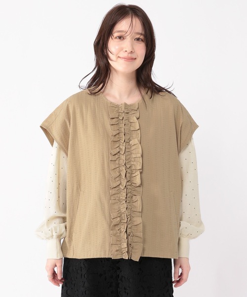 studio CLIP(スタディオクリップ)の「ノーカラーフリルベスト(ベスト・レディース・カーキ/ベージュ・FREE)」の21枚目の写真