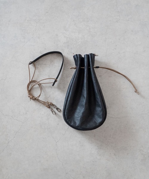 Senti（センティ）の「SENTI Dyneema Leather MEDICINE BAG L / 超軽量ダイニーマレザー メディスンバッグ L（ショルダーバッグ・メンズ・ブラック系その他/ブラック・FREE）」の20枚目の写真