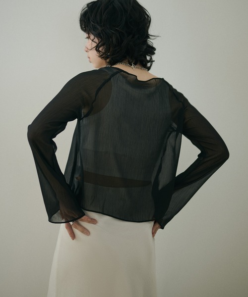 LAULEN(ローレン)の「boat neck sheer short tops /ボートネックシアーロングスリーブクロップドトップス(Tシャツ/カットソー・レディース・ピンク/ライトグリーン/ブラック・FREE)」の7枚目の写真