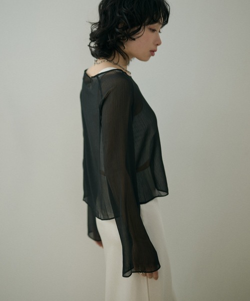 LAULEN(ローレン)の「boat neck sheer short tops /ボートネックシアーロングスリーブクロップドトップス(Tシャツ/カットソー・レディース・ピンク/ライトグリーン/ブラック・FREE)」の8枚目の写真