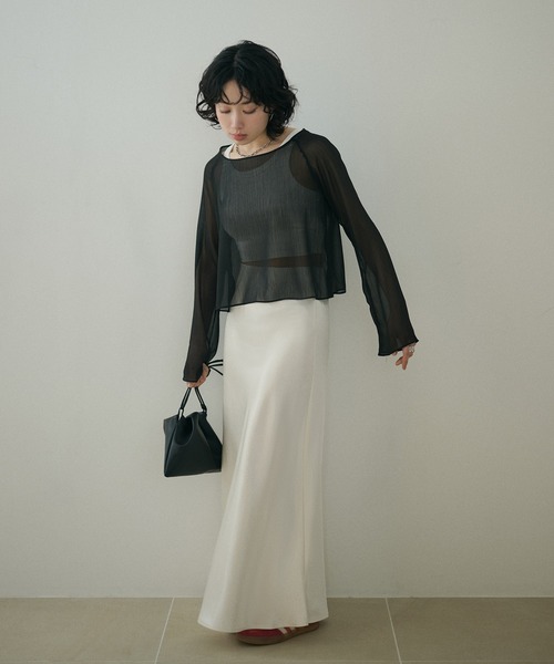 LAULEN(ローレン)の「boat neck sheer short tops /ボートネックシアーロングスリーブクロップドトップス(Tシャツ/カットソー・レディース・ピンク/ライトグリーン/ブラック・FREE)」の12枚目の写真