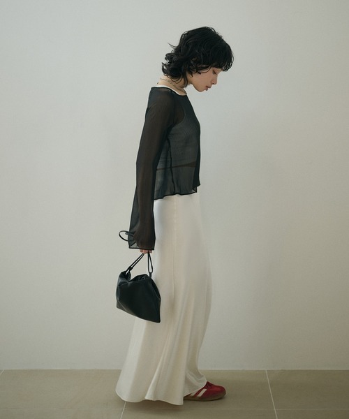 LAULEN(ローレン)の「boat neck sheer short tops /ボートネックシアーロングスリーブクロップドトップス(Tシャツ/カットソー・レディース・ピンク/ライトグリーン/ブラック・FREE)」の16枚目の写真