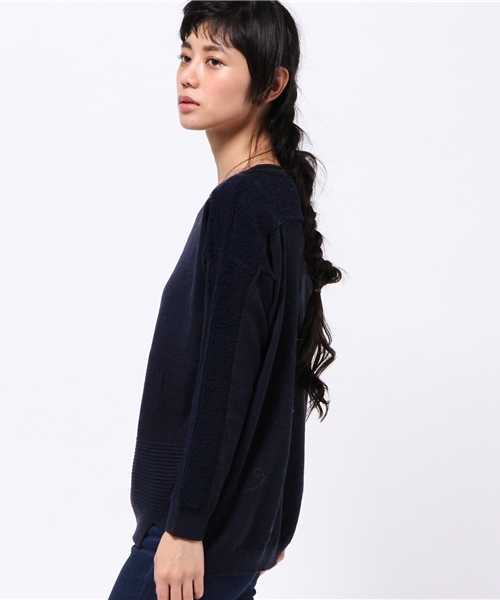 OUTLET（アウトレット）の「【CAPRICIEUX LE'MAGE】WOOLループ編PO（ニット/セーター・レディース・ネイビー/レッド・FREE）」の5枚目の写真