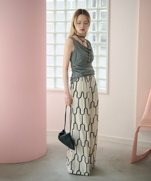 LAULEN（ローレン）の「drape layered sleeveless tops /サイドギャザードレープレイヤードノースリーブトップス（Tシャツ/カットソー・レディース・ホワイト/ダークグレー/ブラック・FREE）」の13枚目の写真