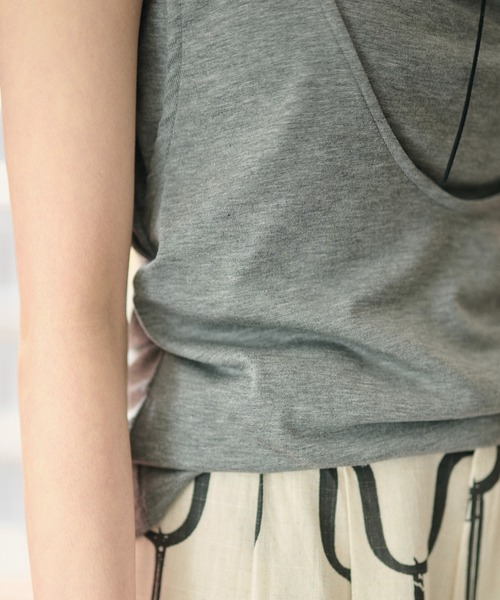 LAULEN（ローレン）の「drape layered sleeveless tops /サイドギャザードレープレイヤードノースリーブトップス（Tシャツ/カットソー・レディース・ホワイト/ダークグレー/ブラック・FREE）」の19枚目の写真