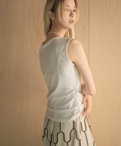 LAULEN（ローレン）の「drape layered sleeveless tops /サイドギャザードレープレイヤードノースリーブトップス（Tシャツ/カットソー・レディース・ホワイト/ダークグレー/ブラック・FREE）」の22枚目の写真