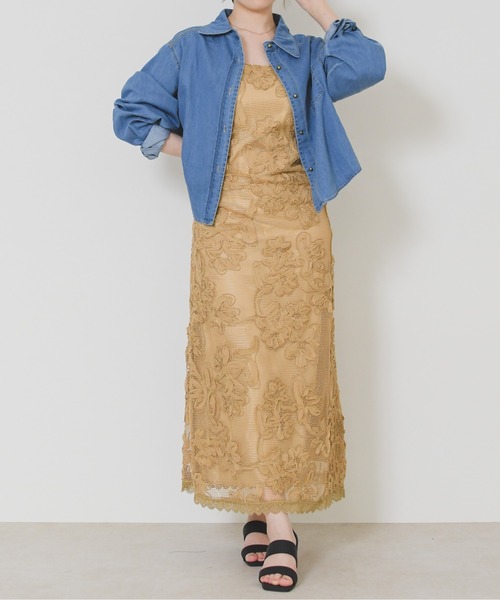 MISCH MASCH(ミッシュマッシュ)の「2026春夏新作 フラワーモチーフキャミロングワンピース(ワンピース・レディース・ベージュ/アイボリー・フリ-)」の1枚目の写真