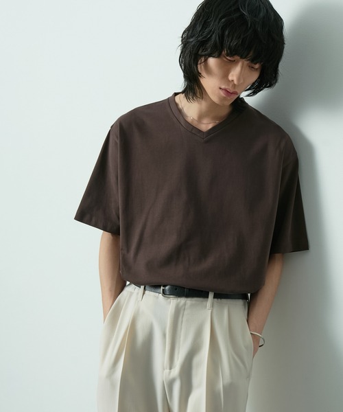 CIYOT（シヨウト）の「＜接触冷感＞クールハイゲージコットンレギュラーフィット  Vネック Tシャツ 【CIYOT】（Tシャツ/カットソー・メンズ・グレイッシュブルー/ブラック/チャコール/ホワイト/ライトグレー系/ブラウン・S/M/L）」の5枚目の写真