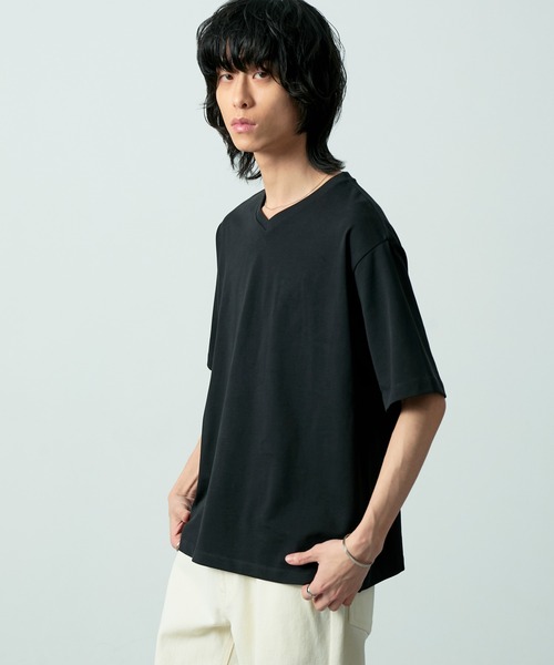 CIYOT（シヨウト）の「＜接触冷感＞クールハイゲージコットンレギュラーフィット  Vネック Tシャツ 【CIYOT】（Tシャツ/カットソー・メンズ・グレイッシュブルー/ブラック/チャコール/ホワイト/ライトグレー系/ブラウン・S/M/L）」の22枚目の写真