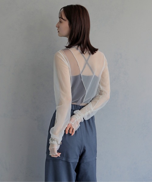 &g'aime(アンジェム)の「【&g'aime 】バイカラーシアータートル Bicolor Sheer Turtleneck(Tシャツ/カットソー・レディース・ブラック/グレー/オフホワイト・FREE)」の4枚目の写真