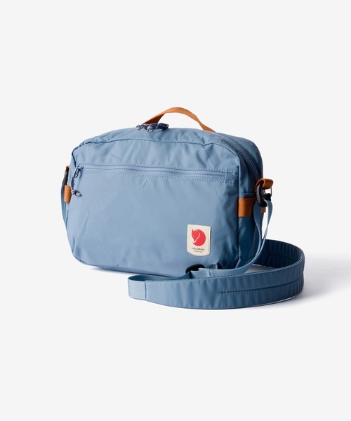 FJALLRAVEN TRAVEL(フェルラーベントラベル)の「FJALLRAVEN HIGH COAST CROSSBODY フェールラーベン ハイコースト ショルダーバッグ(ショルダーバッグ・レディース・ブラック/グリーン系1/ベージュ系1/ネイビー/ブルー系その他・FREE)」の11枚目の写真