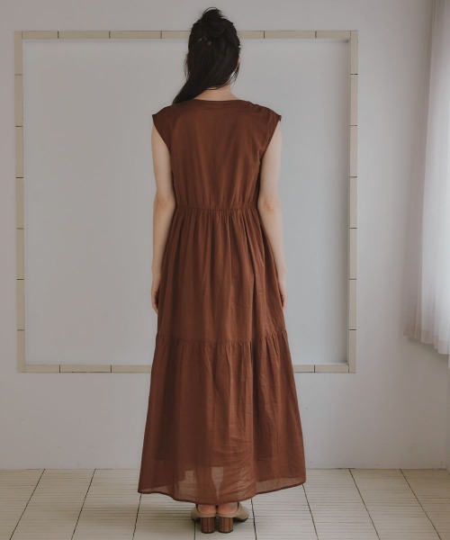 slattgir(スラットジール)の「高身長 綿100%フロント刺しゅうデザインワンピース(トールサイズ)Essenave(ワンピース・レディース・ブラウン/ブラック・T3L/T4L/T5L/TM/TL/TLL)」の18枚目の写真