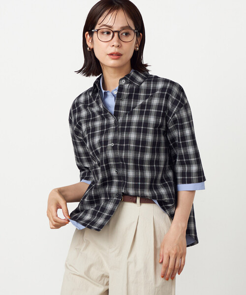 COMME CA ISM(コムサイズム)の「サッカーチェックシャツ(シャツ/ブラウス・レディース・ブラック系/ホワイト系・LARGE/MEDIUM)」の5枚目の写真