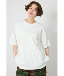 RODEO CROWNS WIDE BOWL（ロデオクラウンズワイドボウル）の「クレヨンタッチ同色発泡プリントTシャツ（Tシャツ/カットソー）」