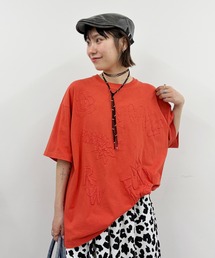 RODEO CROWNS WIDE BOWL（ロデオクラウンズワイドボウル）の「クレヨンタッチ同色発泡プリントTシャツ（Tシャツ/カットソー）」