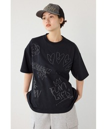 RODEO CROWNS WIDE BOWL（ロデオクラウンズワイドボウル）の「クレヨンタッチ同色発泡プリントTシャツ（Tシャツ/カットソー）」