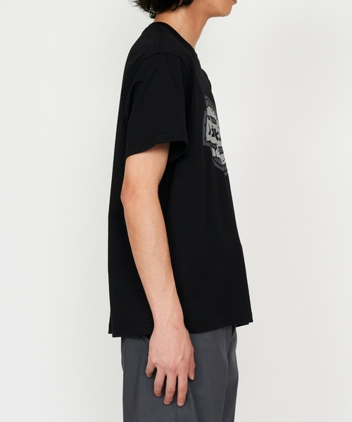 Dickies(ディッキーズ)の「Dickies/ディッキーズ ラフエッジ ホースシューロゴ プリントTシャツ(Tシャツ/カットソー・メンズ・ホワイト/ブラック・MEDIUM/LARGE/X-LARGE)」の17枚目の写真