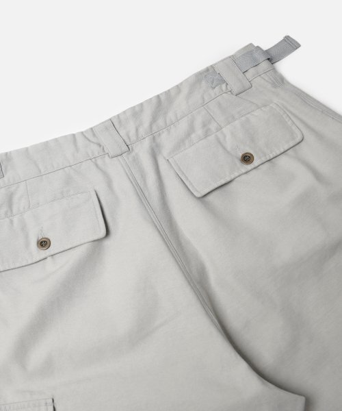 FRIZMWORKS(フリズムワークス)の「FRENCH ARMY BERMUDA PANTS _ LIGHT GRAY(その他パンツ・レディース・その他・LARGE/X-LARGE)」の8枚目の写真